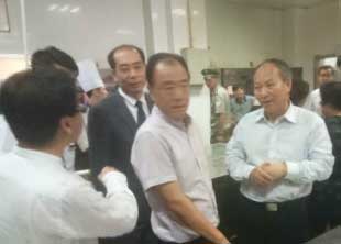 樹立行業(yè)標(biāo)桿·爭做模范典型
